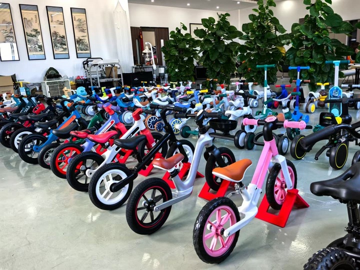 佛山市必酷智能科技 智能時代下的日用雜品銷售革新